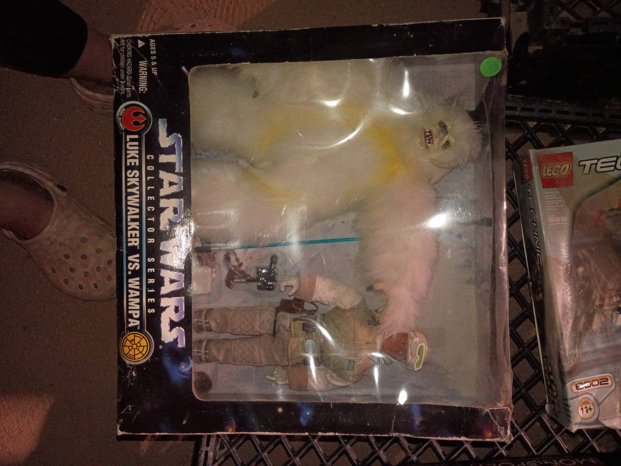 Star Wars Collector Series Luke Skywalker vs. Wampa Action Figure Set