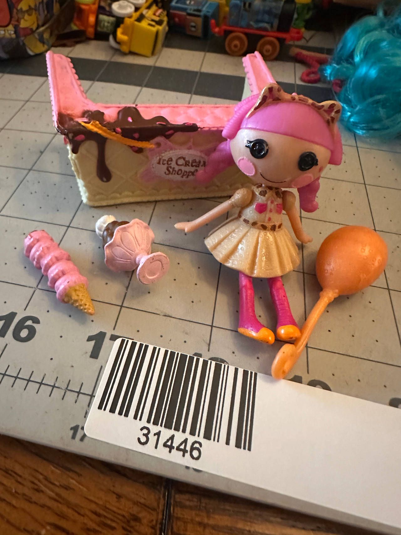 Mini Lalaloopsy Scoops Waffle Cone Playset