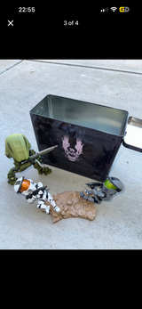 Halo 3 Master Chief figure, Spartan Figures and  ammo Tin - Image 1