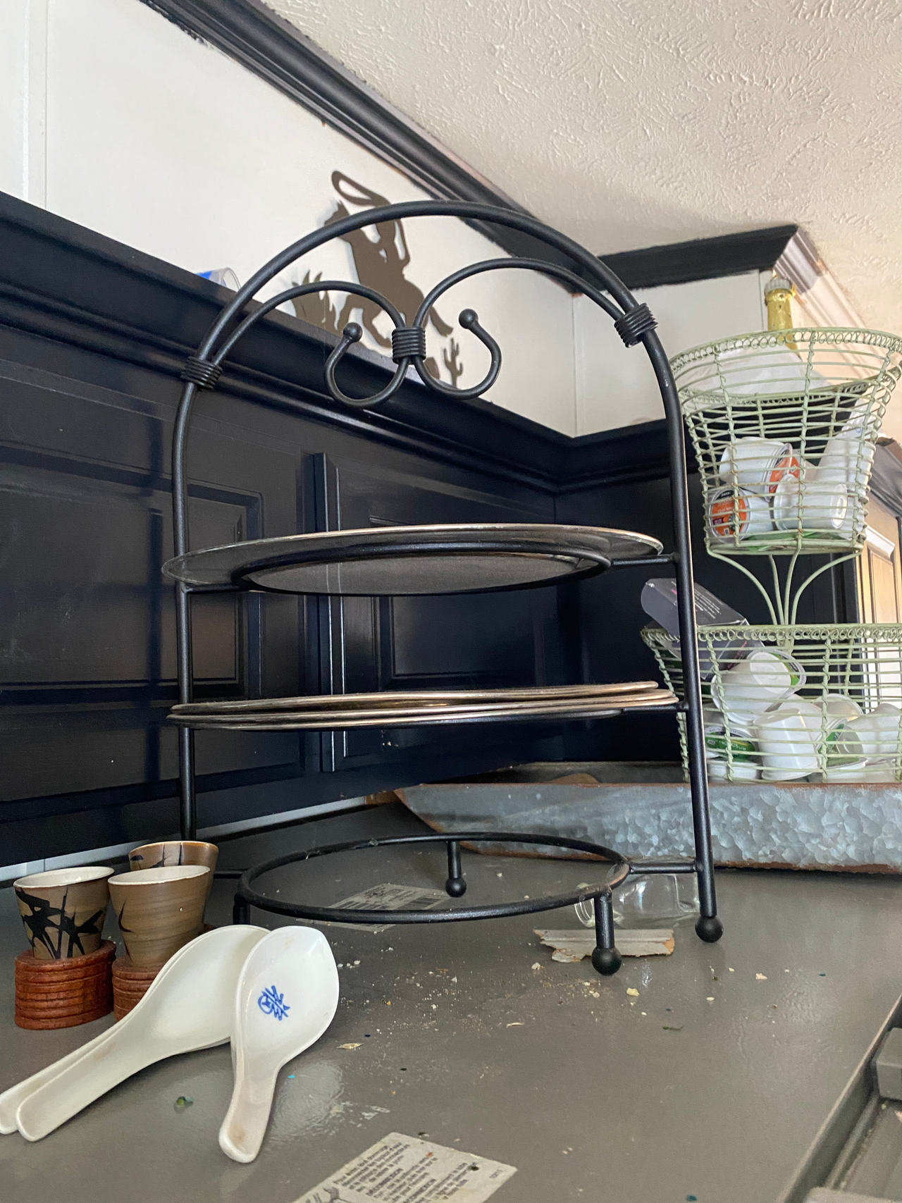 3-Tier Wrought Iron Plate Stand