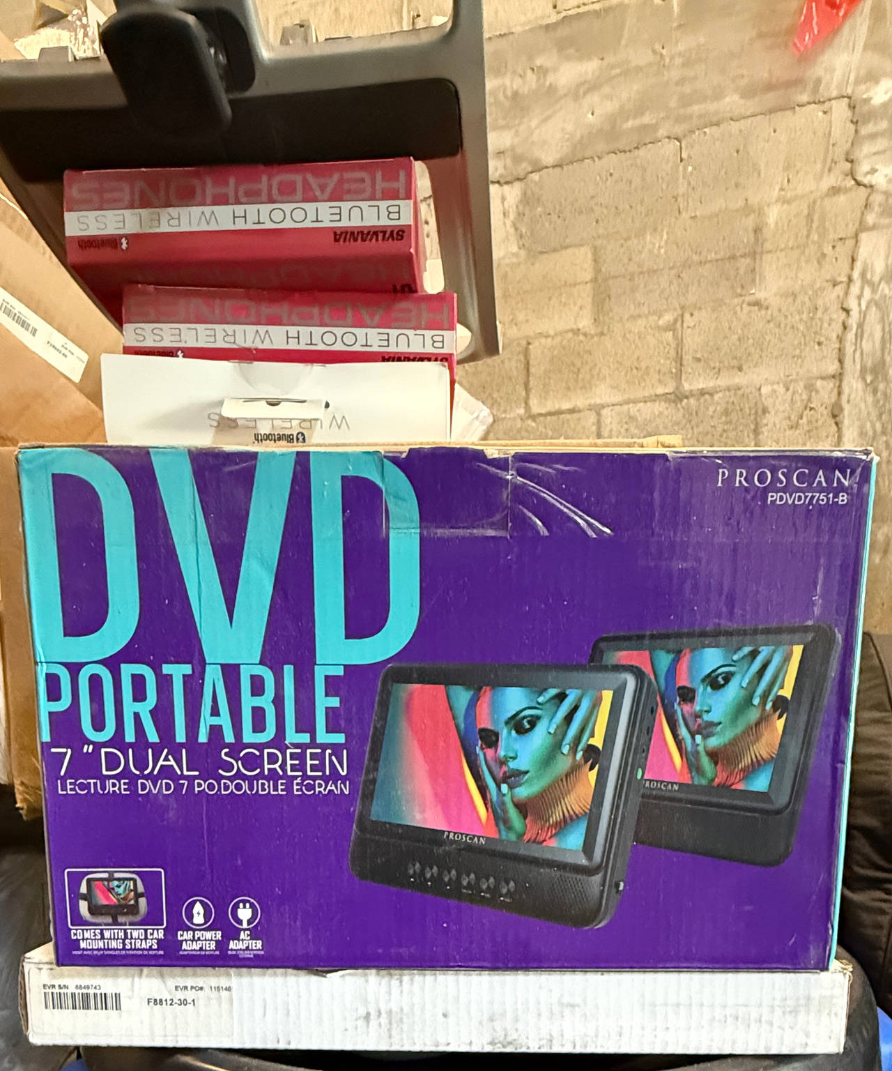 Proscan PDVD7751-B 7" Dual Screen Portable DVD Player
