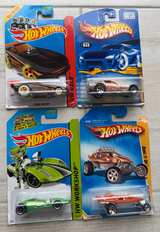 Hot Wheels Vintage Assorted Die-Cast Cars Lot of 13 Ferrari 250 LM - Image 6