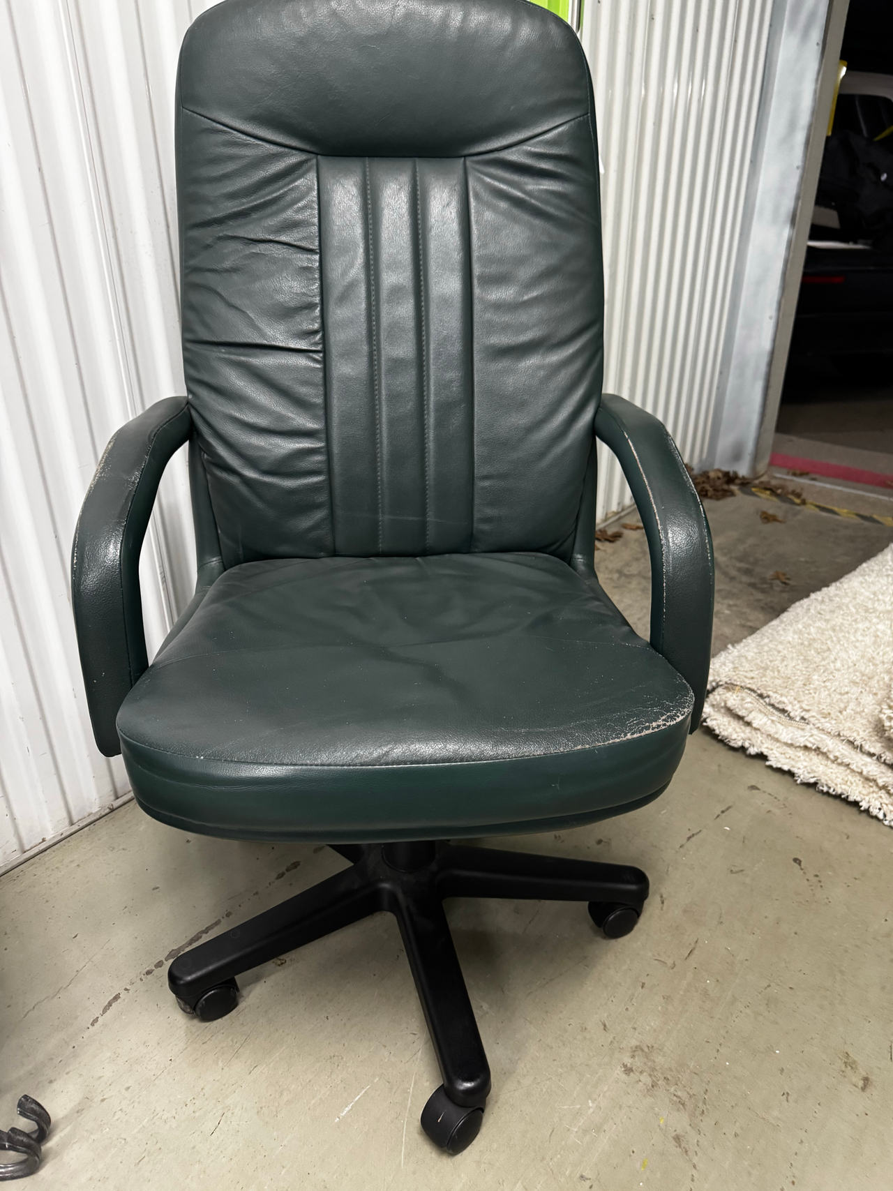 Green Leather Executive Office Chair