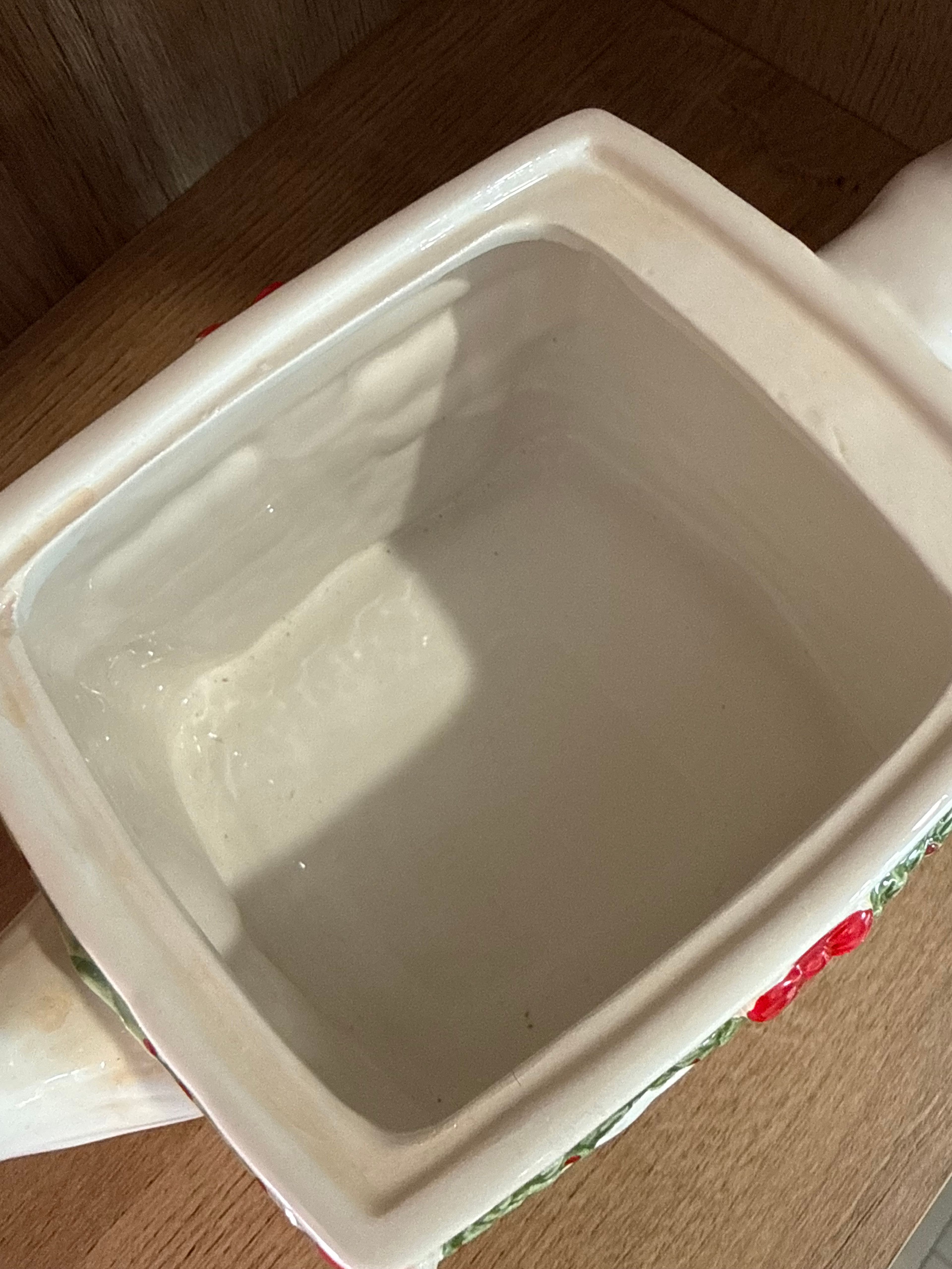 Christmas Cottage Tea Cup with Lid – Holiday House Teapot Style (Decor Only) - Image 8