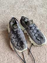 Women’s Nike Space Hippie 04 Sneakers Size 7 - Image 4