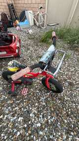 Huffy Disney Pixar Cars Lightning McQueen 12" Kids Bike - Image 2