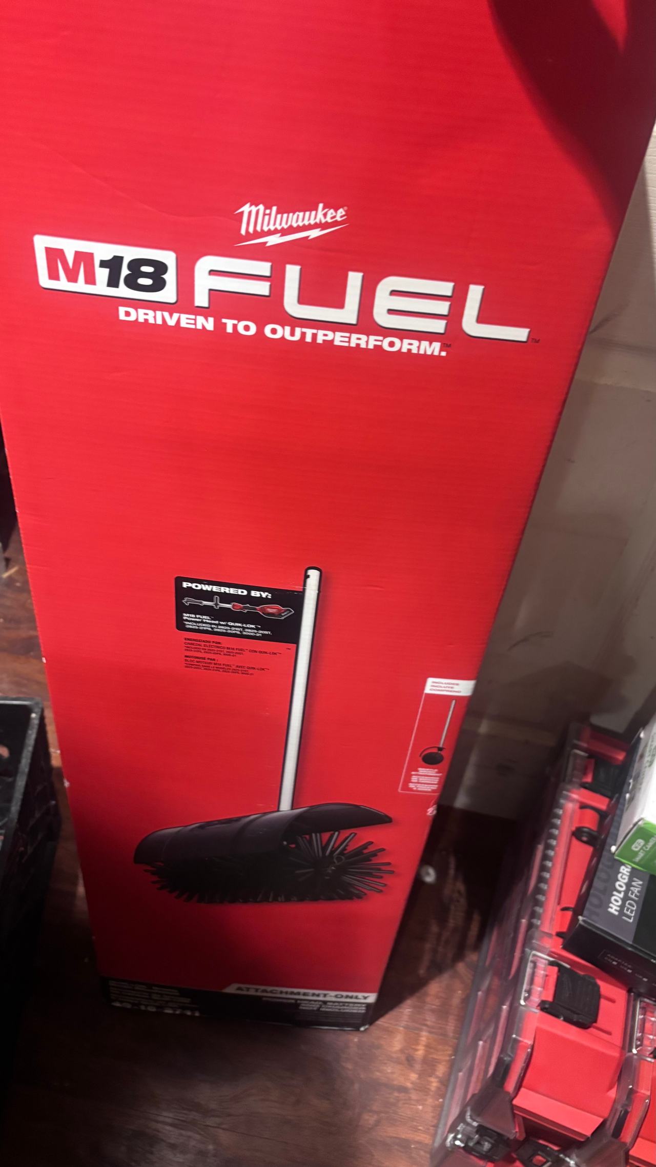 Milwaukee M18 FUEL QUIK-LOK Bristle Brush Attachment