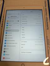 Apple iPad (8th generation) 32GB Wi-Fi Gold - Image 2