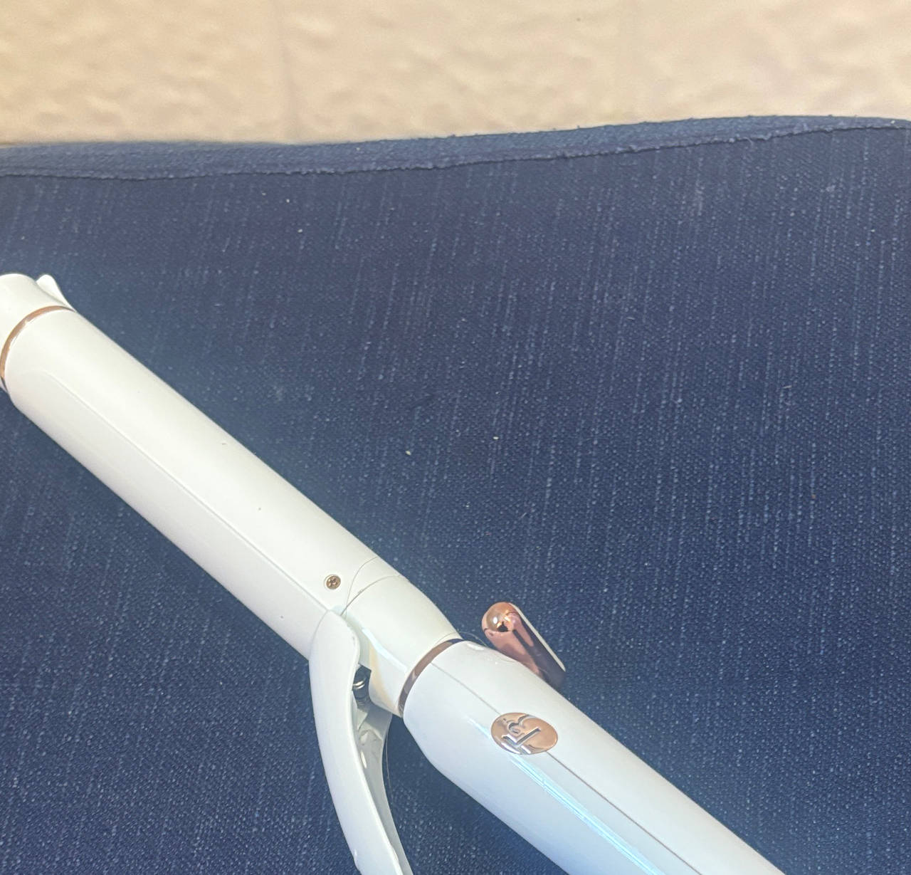 T3 SinglePass Curl 1.25” Professional Ceramic Curling Iron