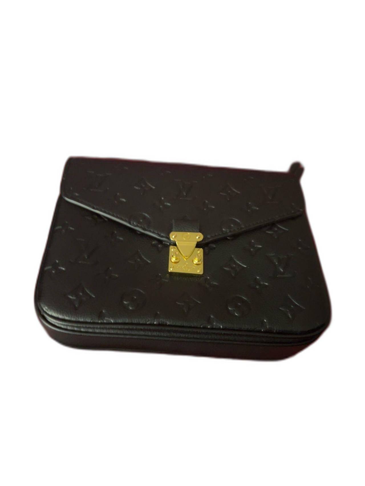 Louis Vuitton Pochette Metis Black Monogram
