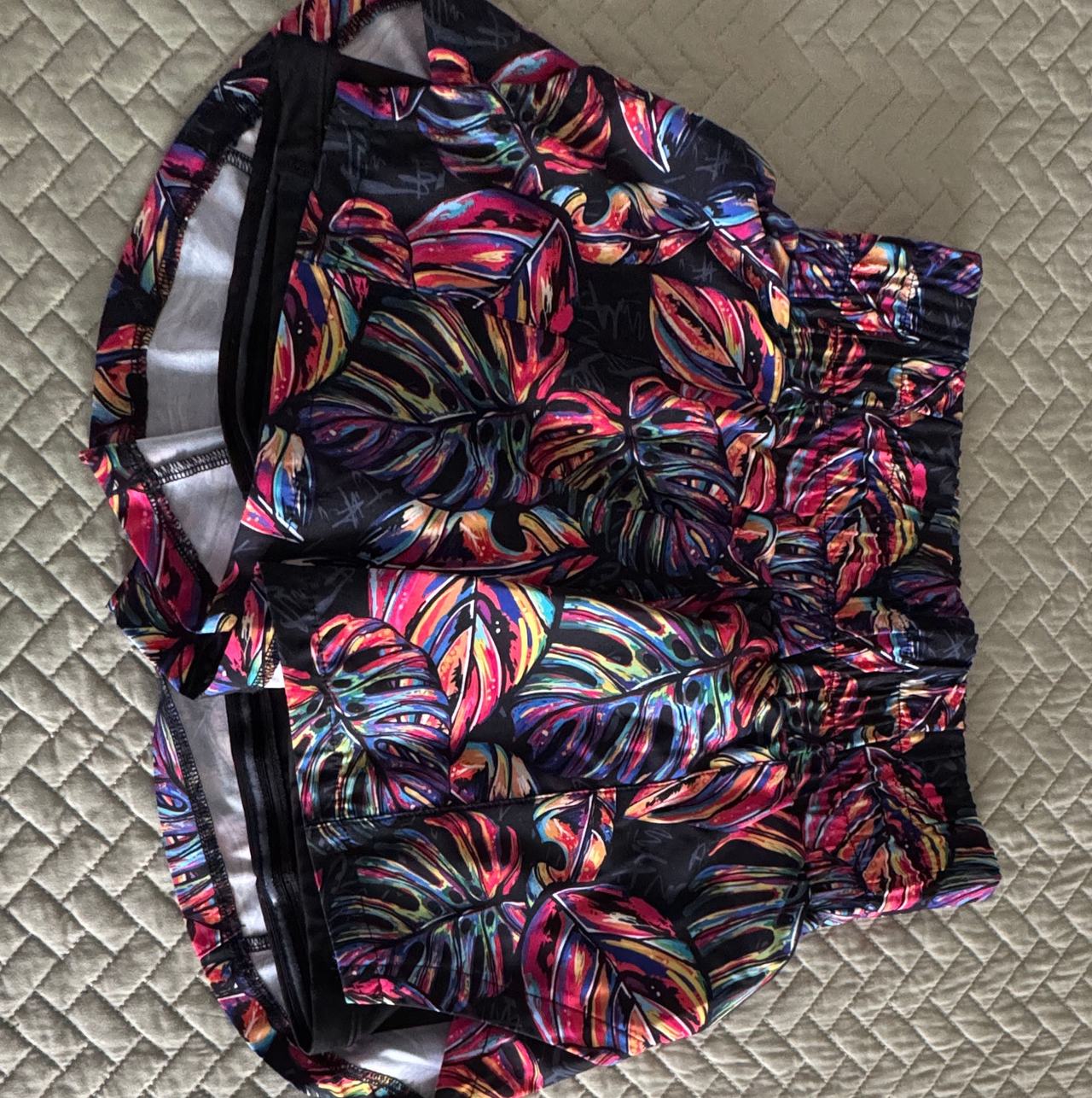 CVG Tropical Day Dream 5.5" Shorts
