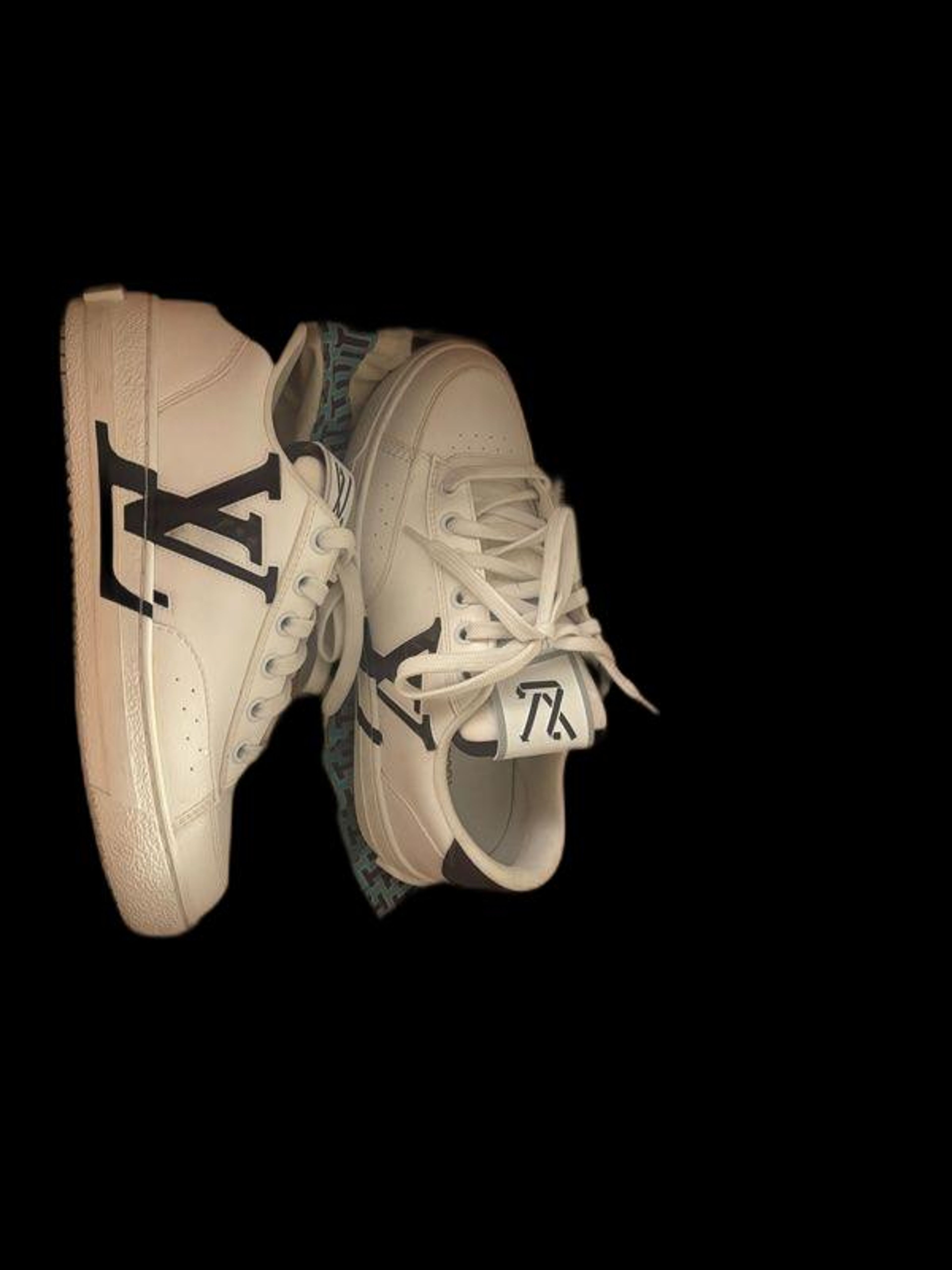 Louis Vuitton Charlie Sneakers White/Black