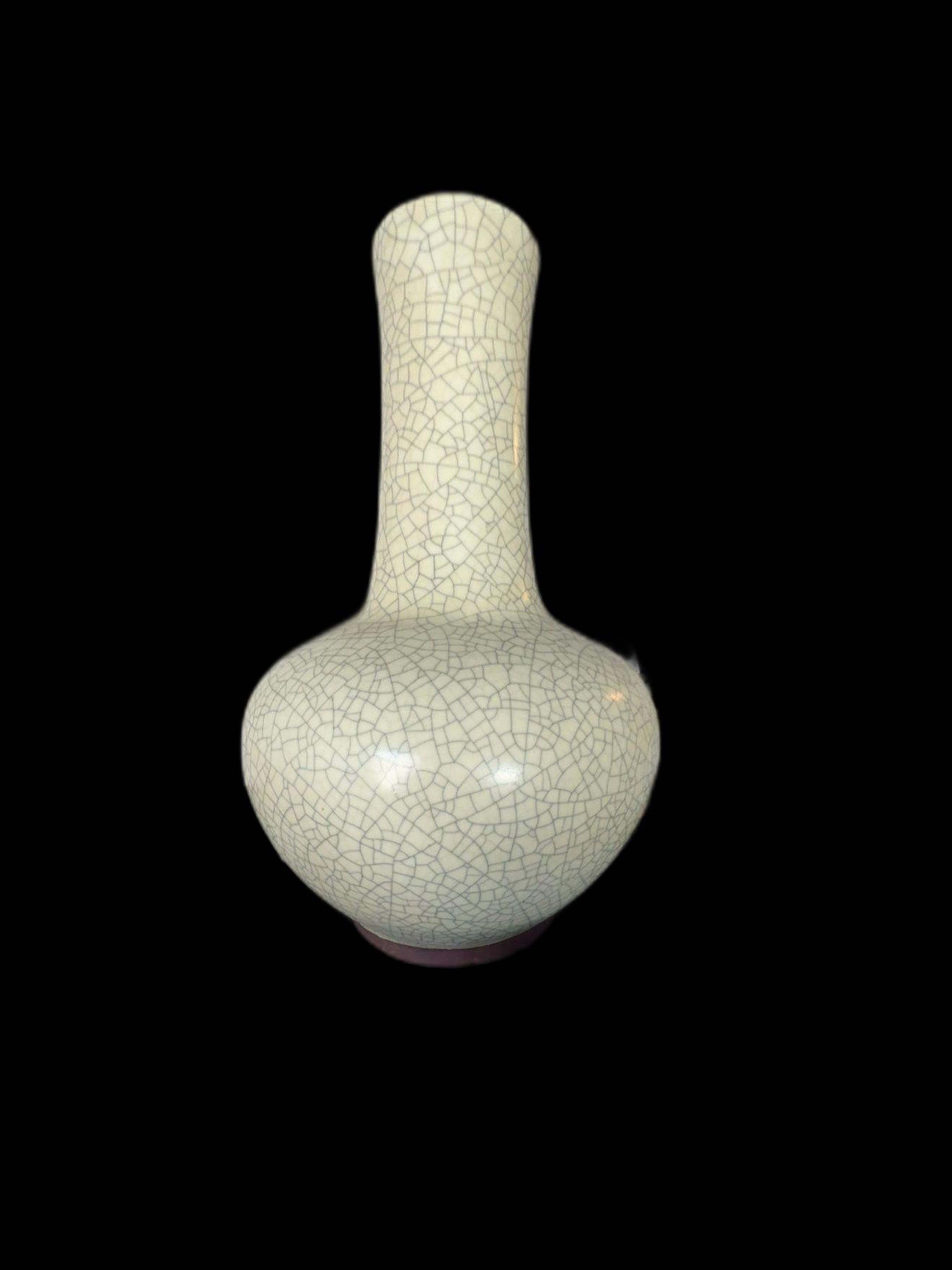Chinese Guan Ware Style Celadon Crackle Glaze Porcelain Vase