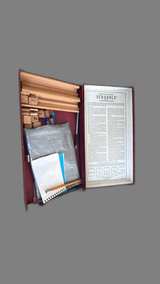 Scrabble Classic Vintage Board Game - Image 2