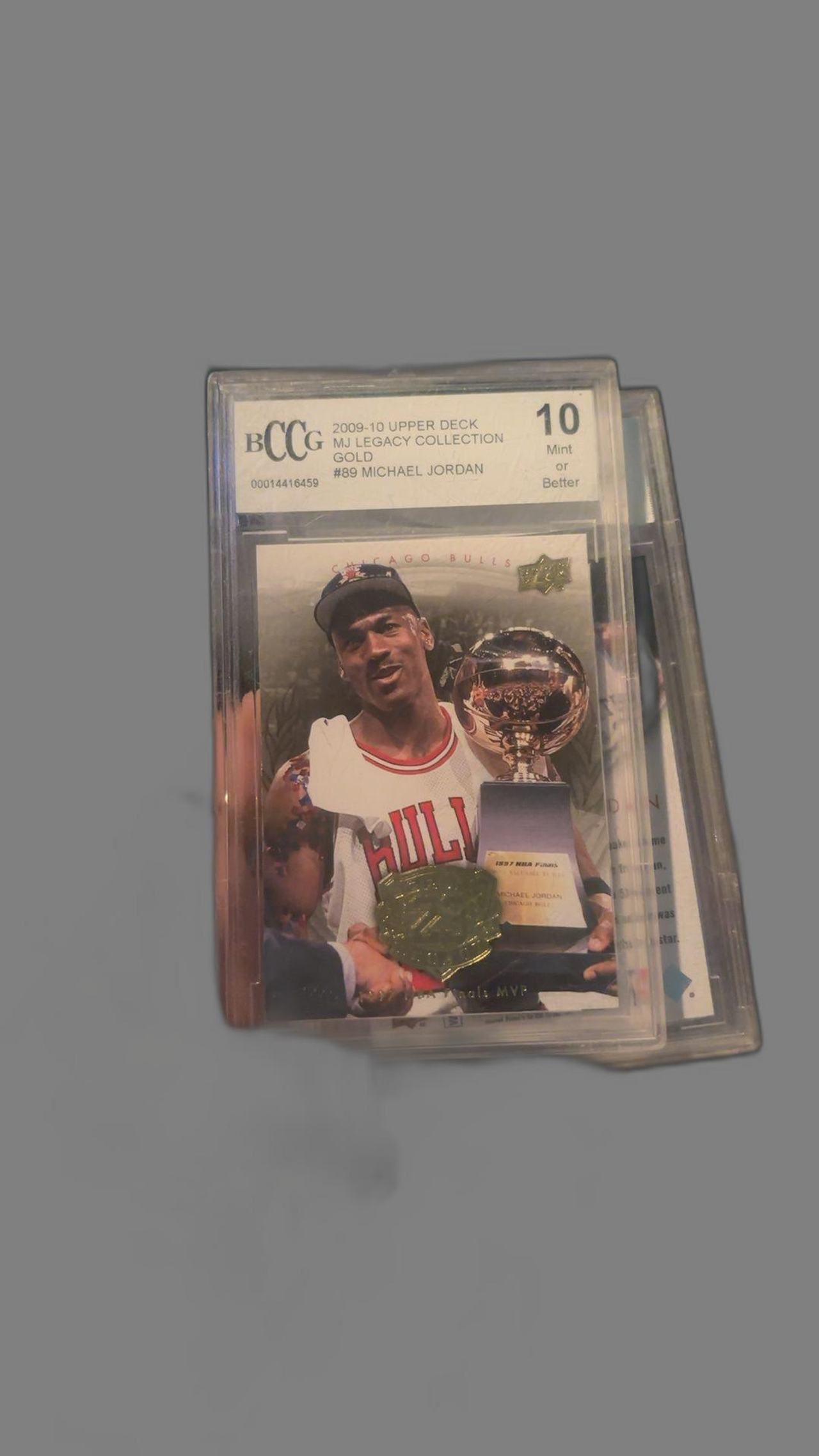 Upper Deck Michael Jordan Legacy #89 Gold Card