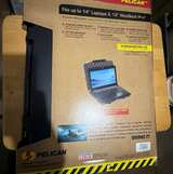 Pelican 1085 HardBack Laptop Case - Image 2