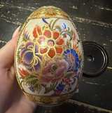 Vintage Japanese Satsuma Style Porcelain Egg with Stand- floral details - Image 4