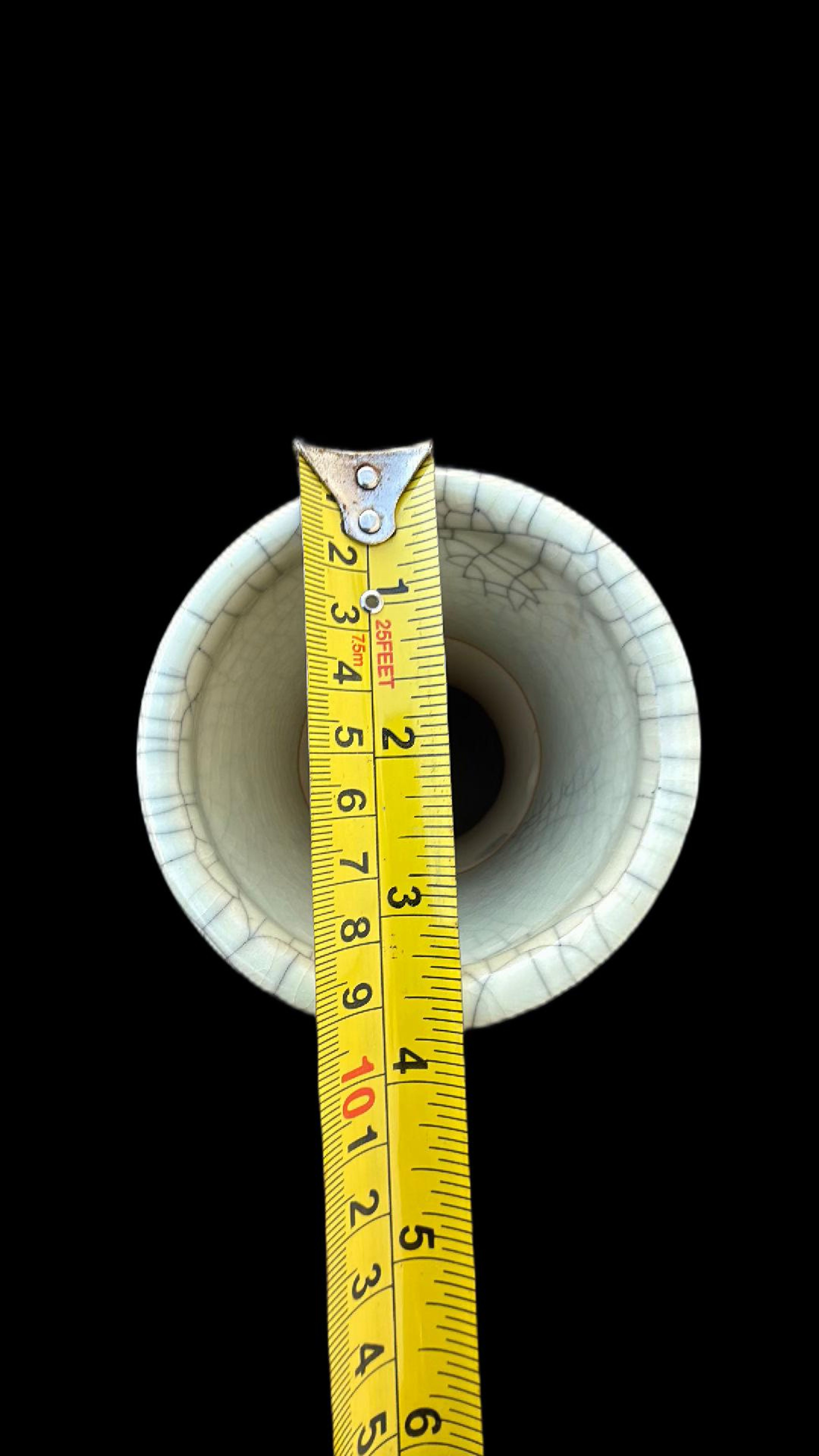 Chinese Guan Ware Style Celadon Crackle Glaze Porcelain Vase - Image 4