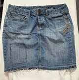 Eddie Bauer Embroidered Denim Skirt Size 10 - Image 2