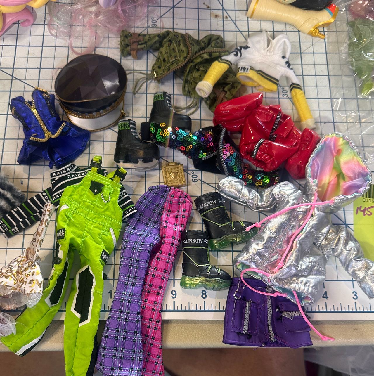 Rainbow High Doll Clothes and Accessories Lot