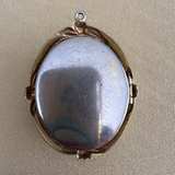 Vintage Black Glass Cameo Pendant - Image 4