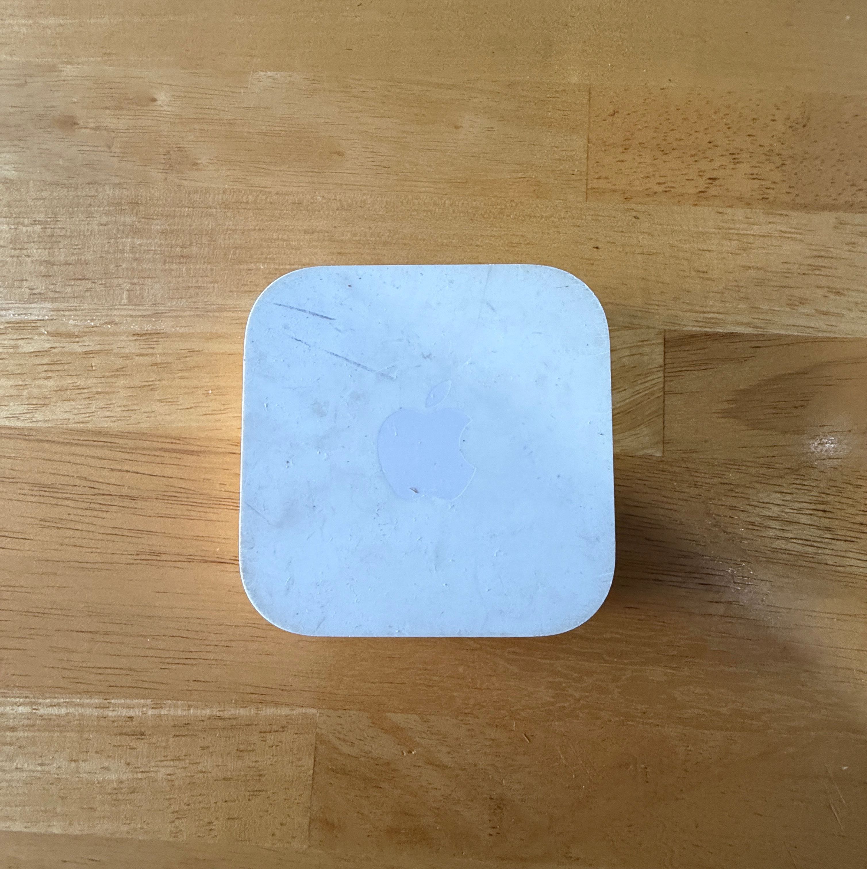 Apple AirPort Express 2nd Gen A1392 | Hero Stuff