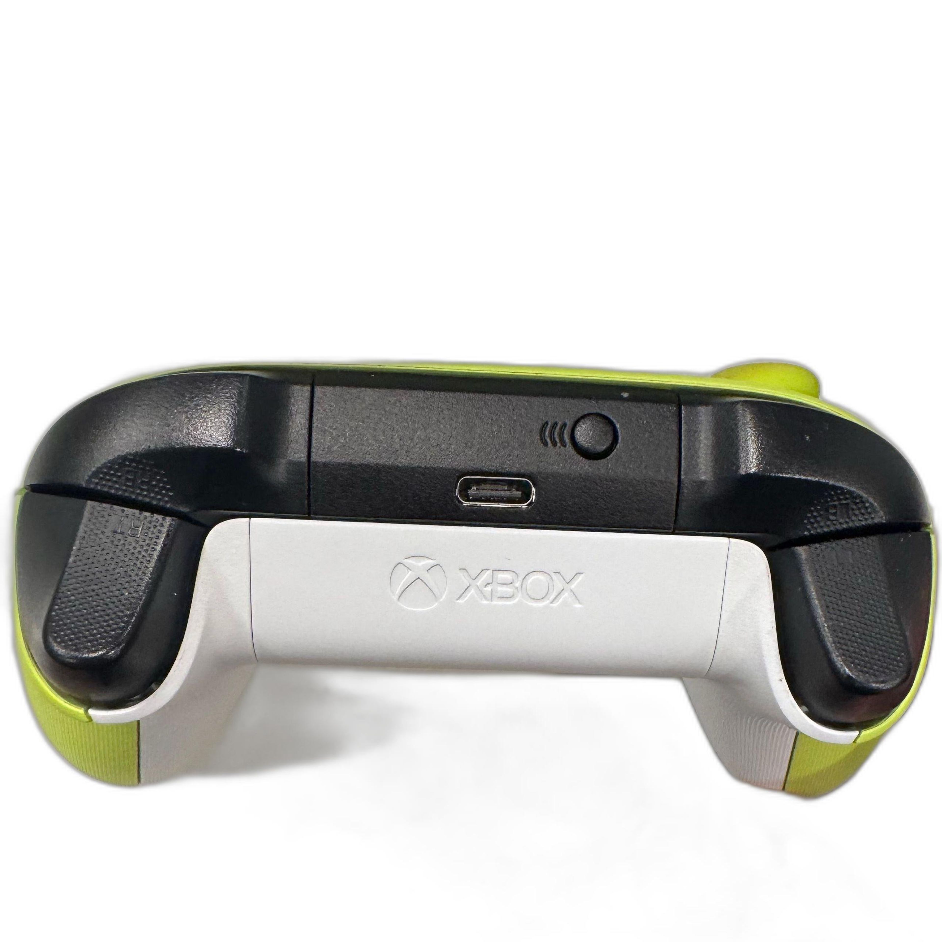 Xbox Wireless Controller - Electric Volt Neon Yellow/Green - Image 2