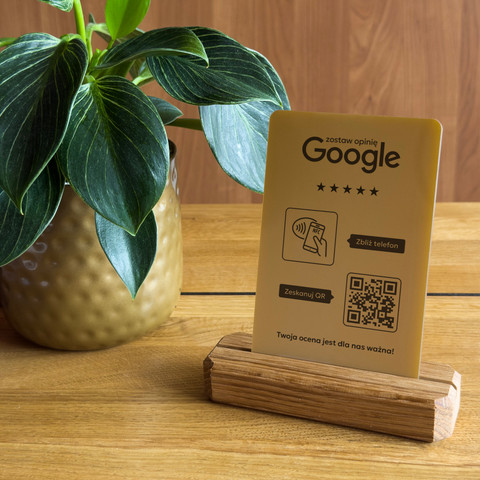 Stojak, prezenter z QR i NFC do zbierania opinii w Google, podstawa drewniana, złoty, wzór 2
