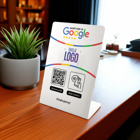 Stojak, prezenter gięty z QR, NFC i logo firmy do zbierania opinii w Google, biały, wzór 1