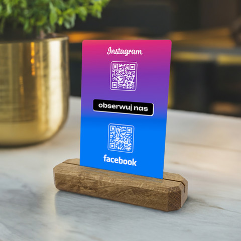 Stojak, karta z podwójnym kodem QR do pozyskiwania obserwujących Instagram i Facebook, podkład dębowy, kolorowa