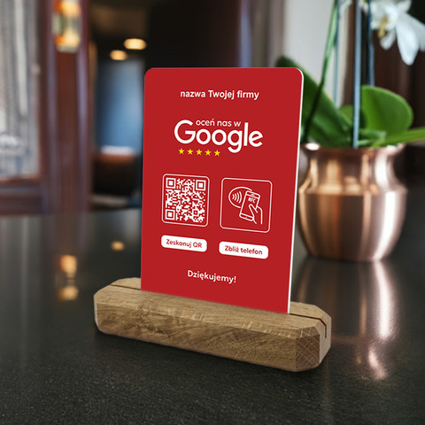 Stojak, prezenter z QR i NFC do zbierania opinii w Google, nazwa firmy, podkład dębowy, jasnoczerwony