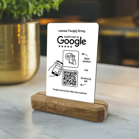 Stojak, prezenter z QR i NFC do zbierania opinii w Google, nazwa firmy, podkład dębowy, biały klasyczny