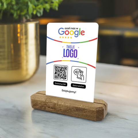 Stojak, prezenter z QR, NFC i logo firmy do zbierania opinii w Google, podkład dębowy, biały