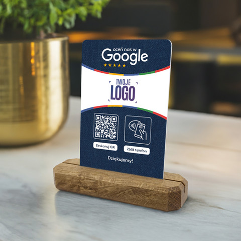 Stojak, prezenter z QR, NFC i logo firmy do zbierania opinii w Google, podkład dębowy, niebieski