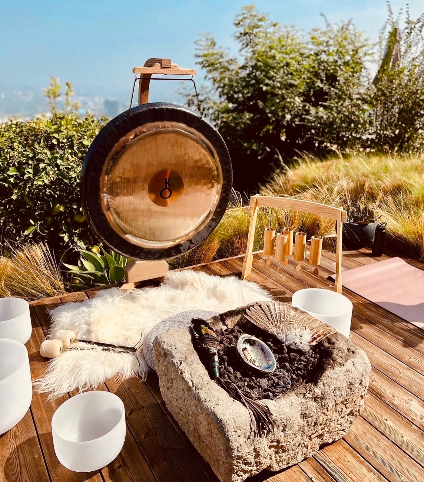 HOLLYWOOD HILLS - Your 6th Sense Dinner & Sound Bath