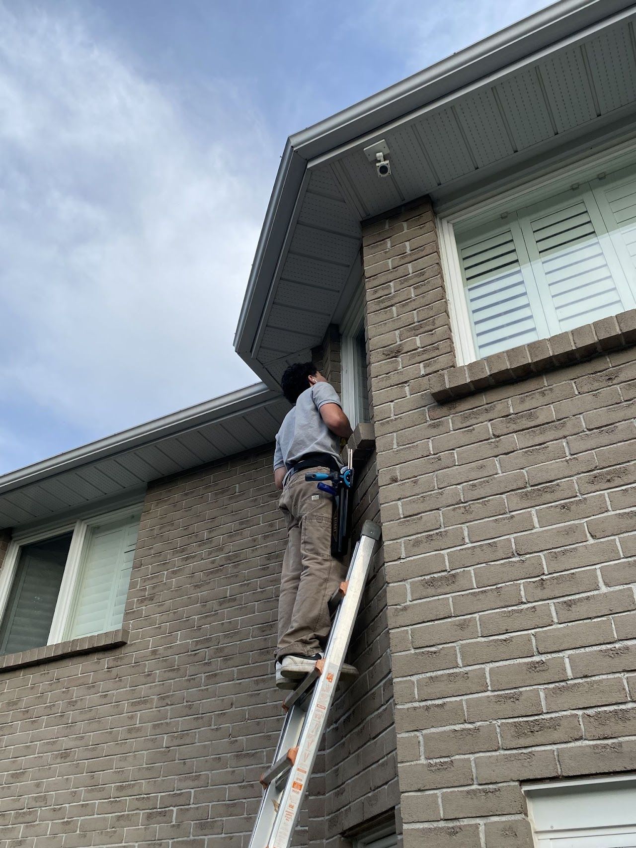 Window Cleaning in Vaughan