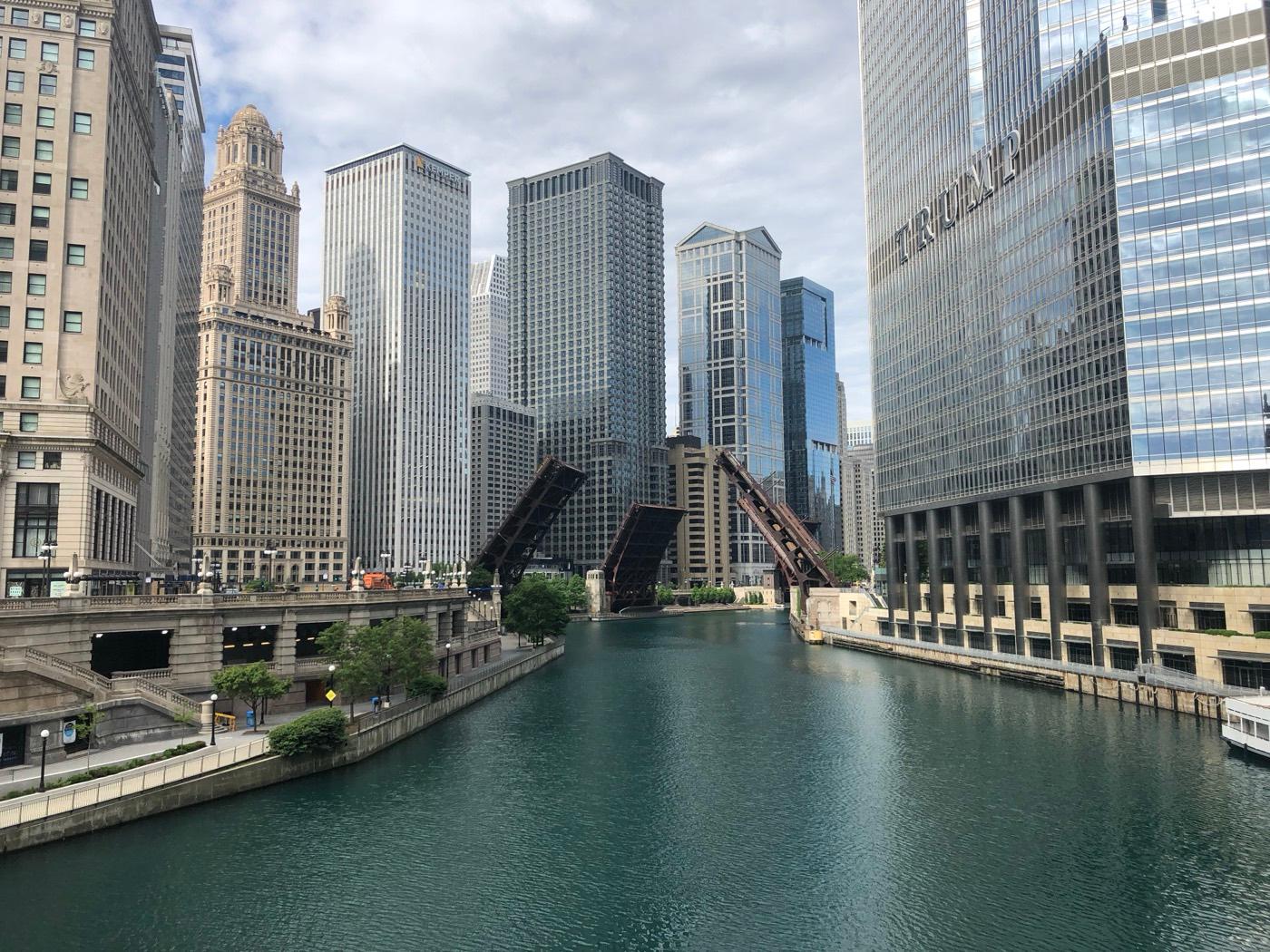 Empty Chicago during COVID