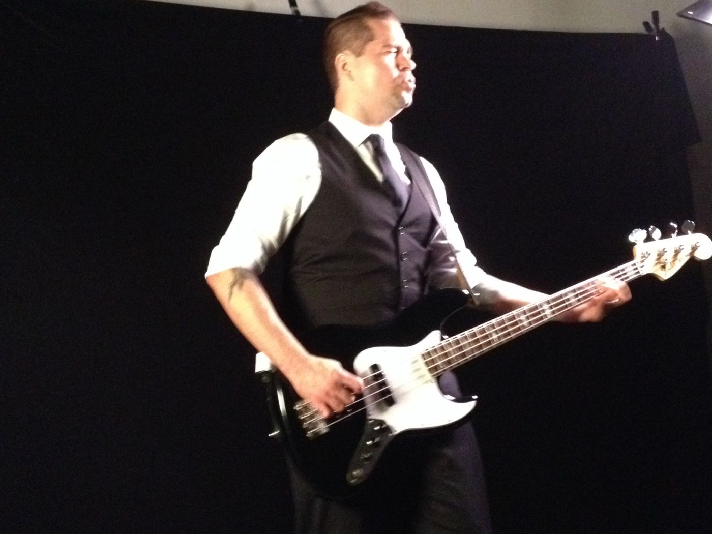Behind the scenes of the Bye Bye Love shoot