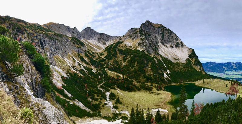 Trek photo