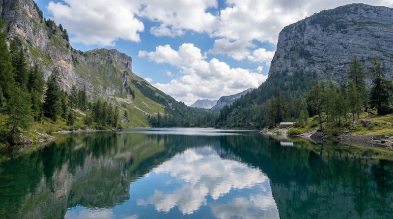 Vorderer Lahngangsee Lake, located near the Death Ridge Trail in Austria.
