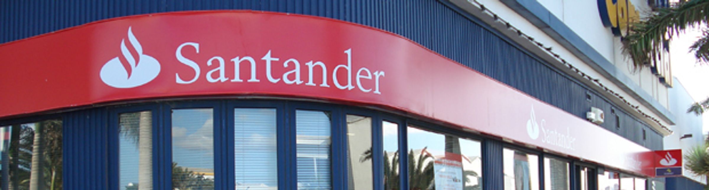 Spanjaarden voetballen en bankieren