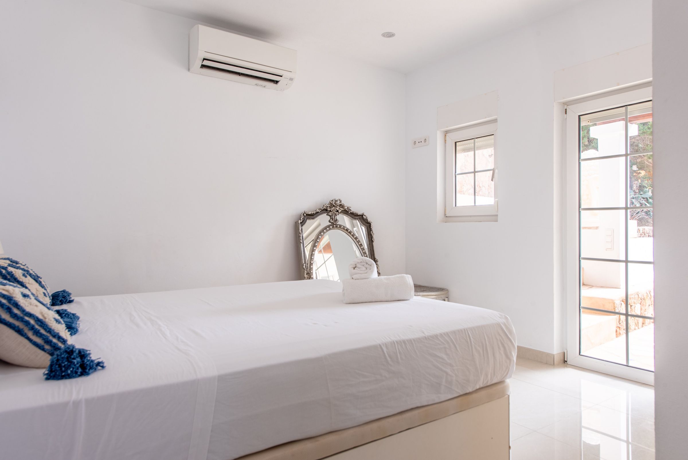 12 El Refugio Royal Estates Ibiza
