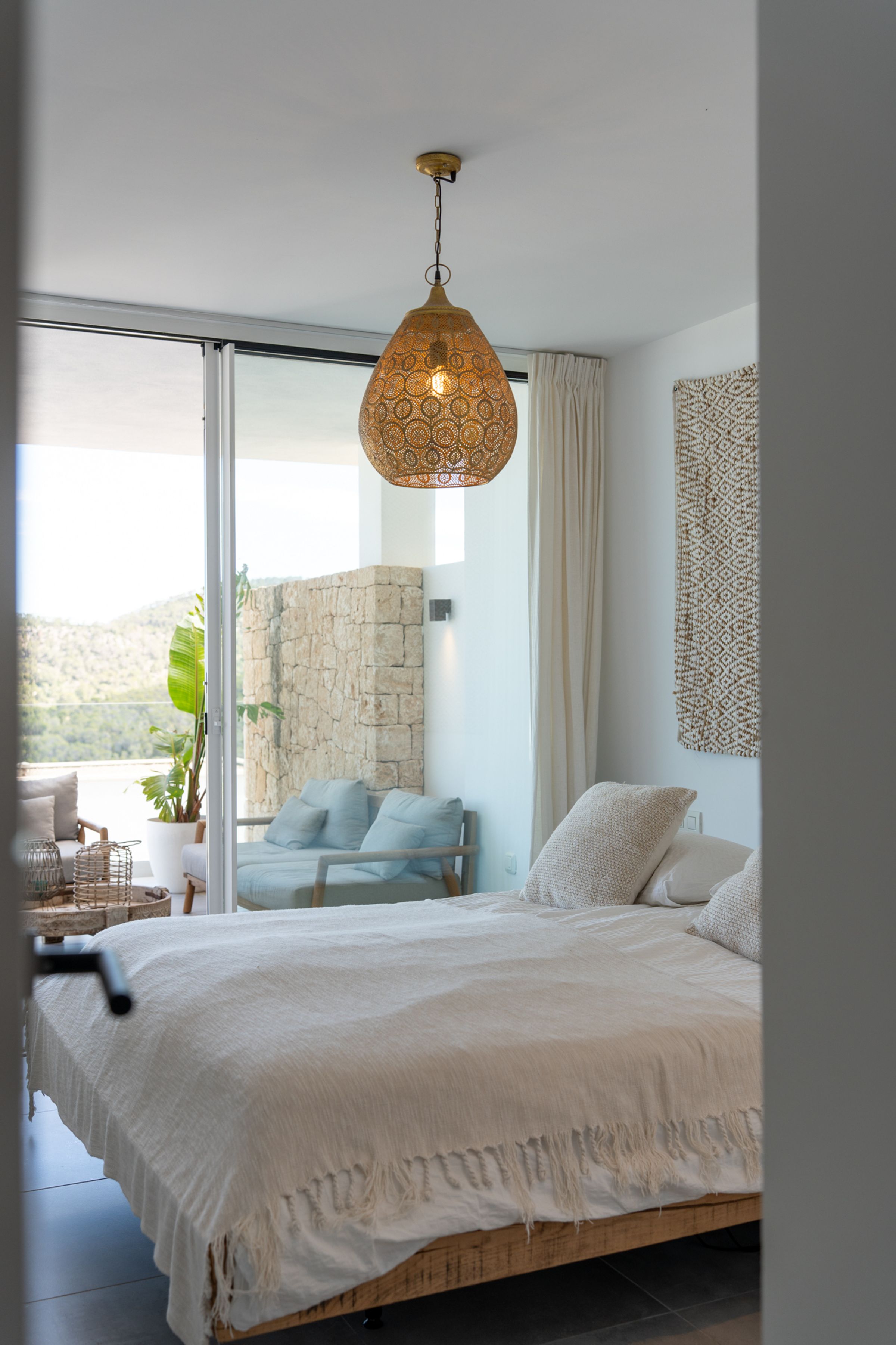 Royal Estates Vadella 15 5 26 20