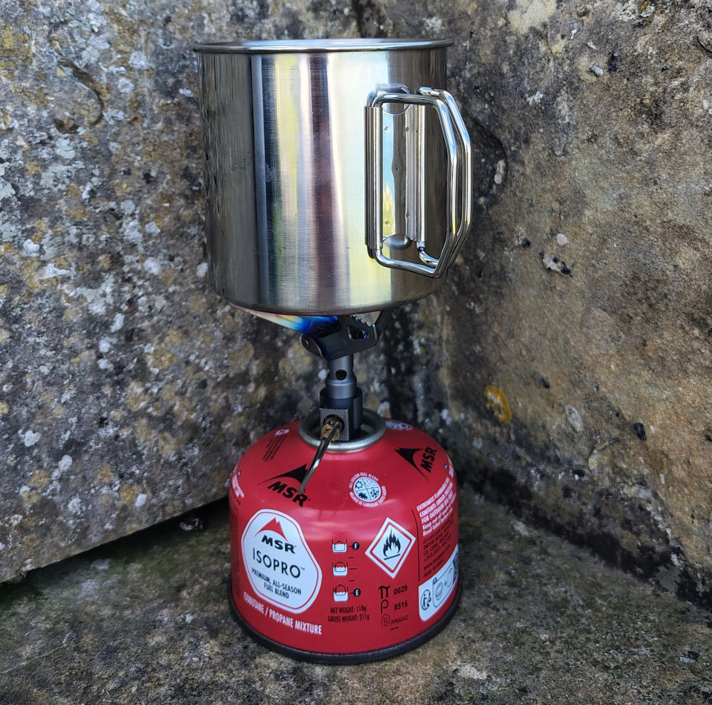 Small but mighty gas stove BRS-3000T