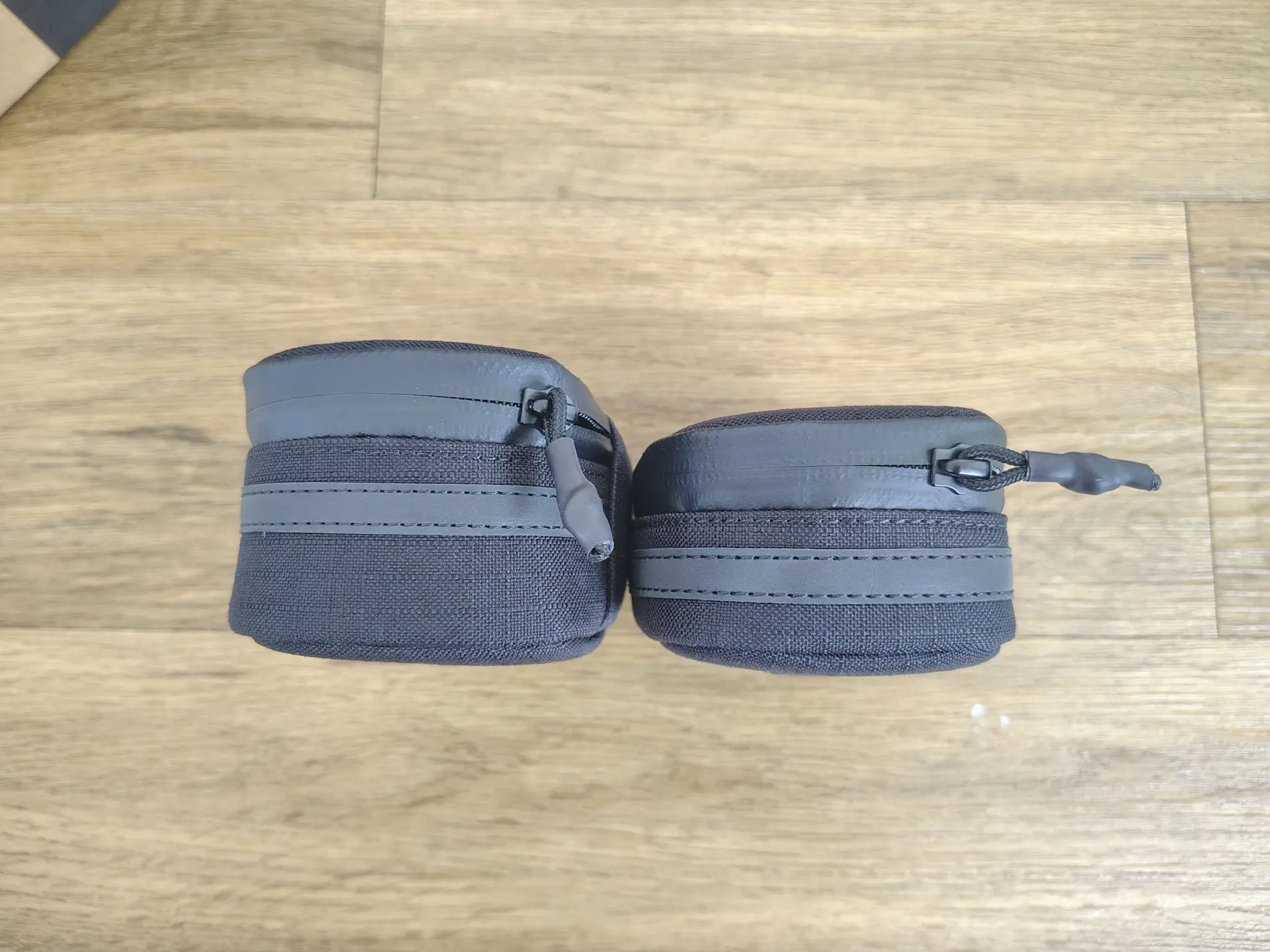 Side-by-side profile comparison of the Redshift Quickdraw Medium (left) and Small (right)