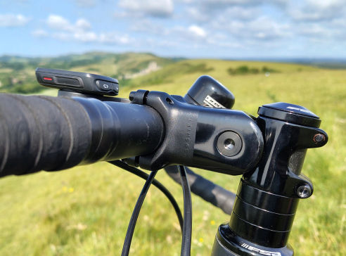Redshift ShockStop suspension stem mounted on gravel bike cockpit