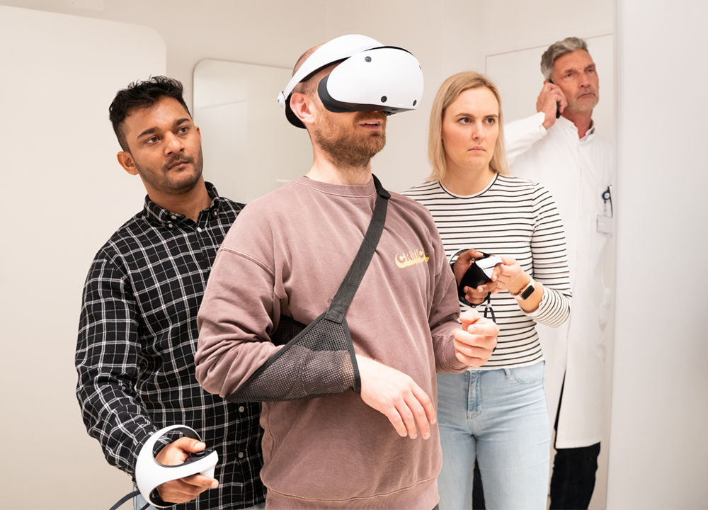 Digital Health Studierende testen digitale Inklusion in der ukb brain cloud 1.0