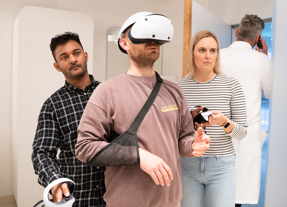 Digital Health Studierende testen digitale Inklusion in der ukb brain cloud 1.0