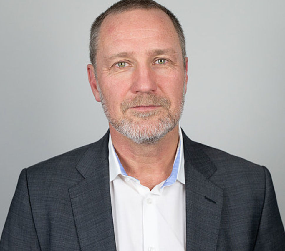 Dr. Roy Kühne