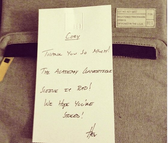 Hex's handwritten thank-you notes for customers collect-customer-feedback